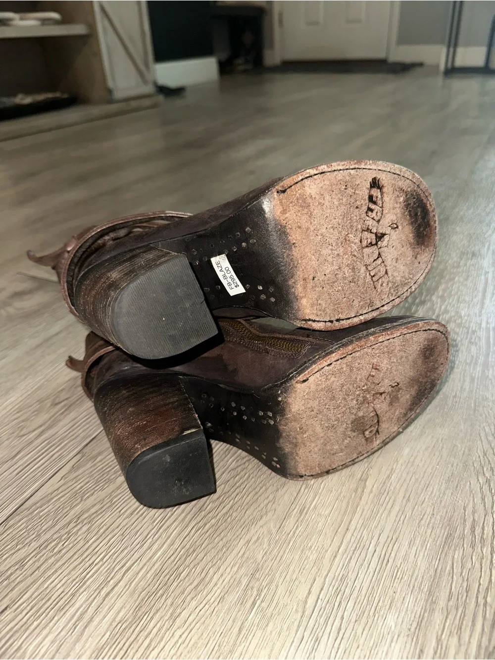 Freebird Blaze Brown Leather Booties Side Buckle Heeled Ankle Boots Size 7 - Picture 11 of 11